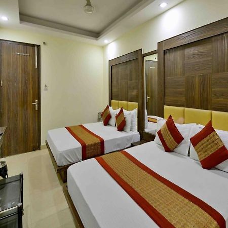 Hotel Family Spot à New Delhi Extérieur photo