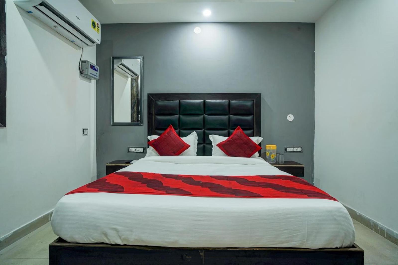 Hotel Family Spot à New Delhi Extérieur photo