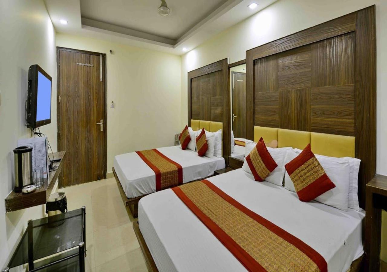 Hotel Family Spot à New Delhi Extérieur photo